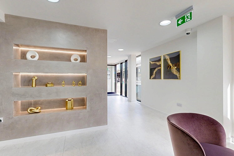 London Private Hospital lobby
